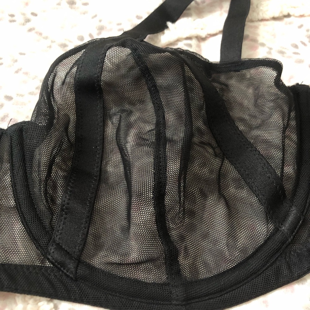 Victoria's Secret Black Sheer Bra size 34DD. Like new - Picture 4 of 6